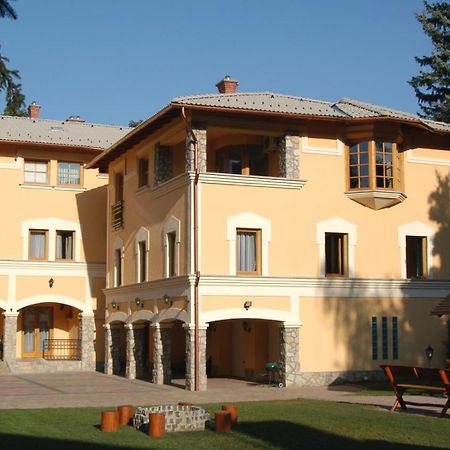 Laetitia Panzio Bed & Breakfast Kaposvár Eksteriør bilde